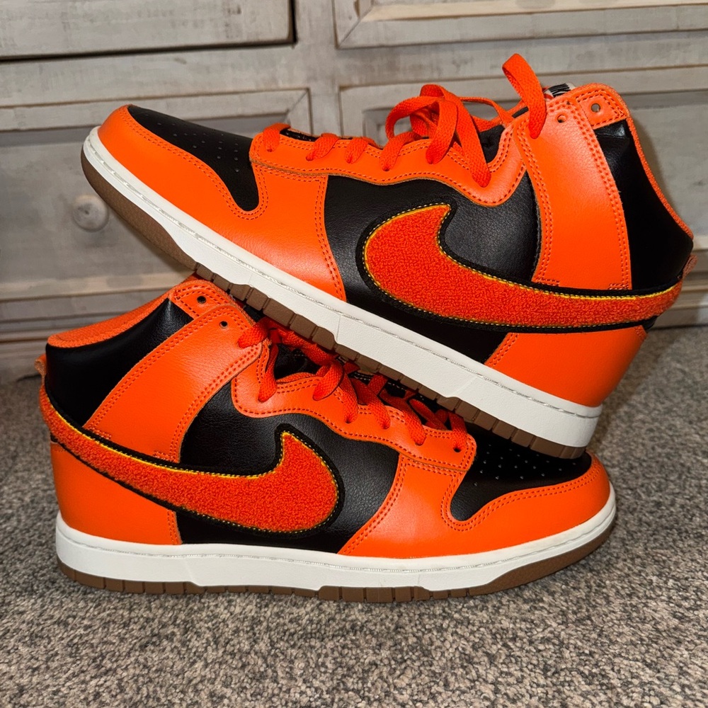 Nike Dunk High Chenille Swoosh Safety orange